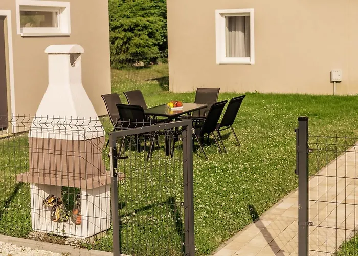 Apartament Pod Lasem Олджиховице-Клодзке