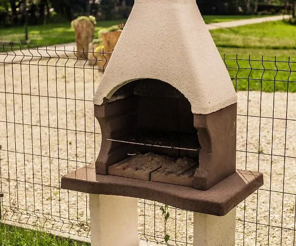 Apartament Pod Lasem *